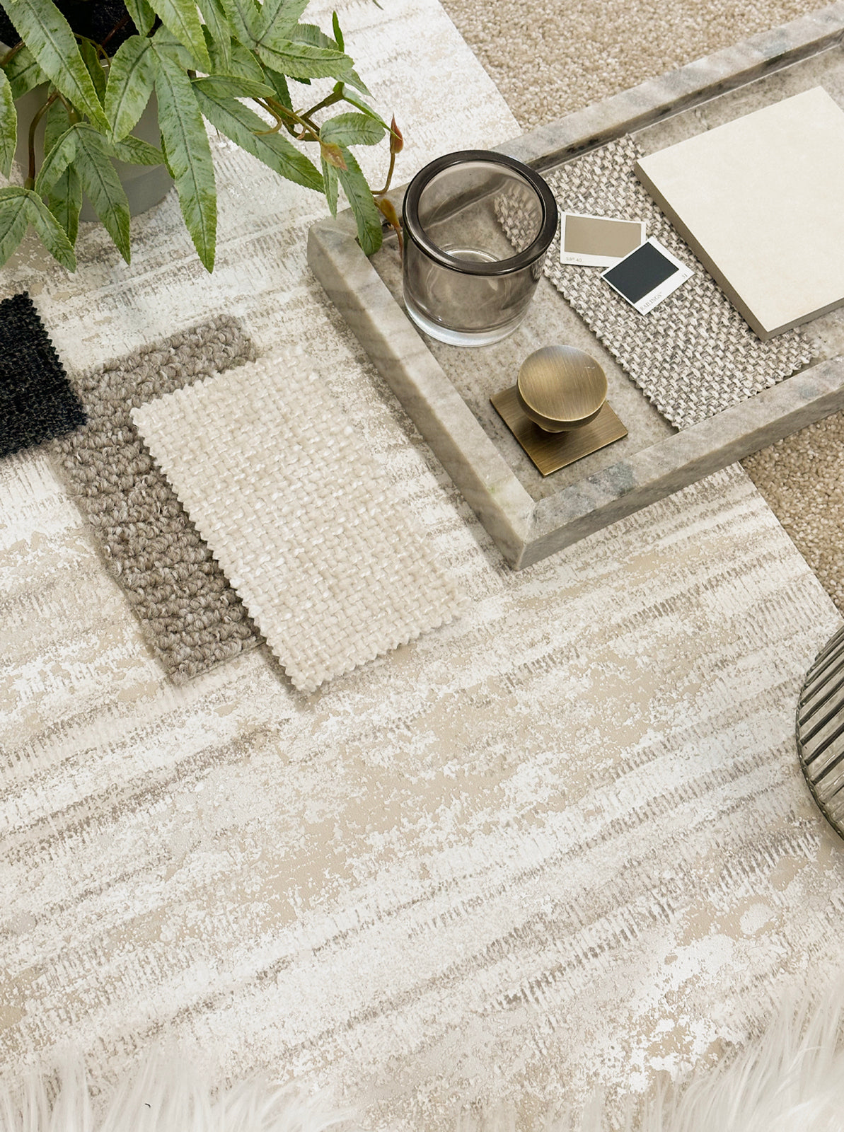 Oakah Ivory Luxury wallpaper by Belgravia Décor