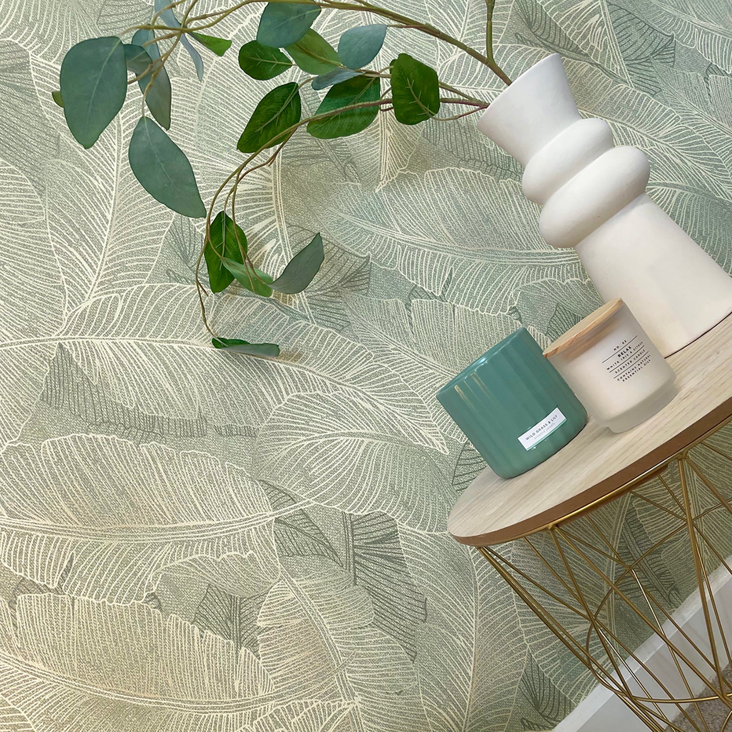 Anaya Leaf Green Wallpaper by Belgravia Decor