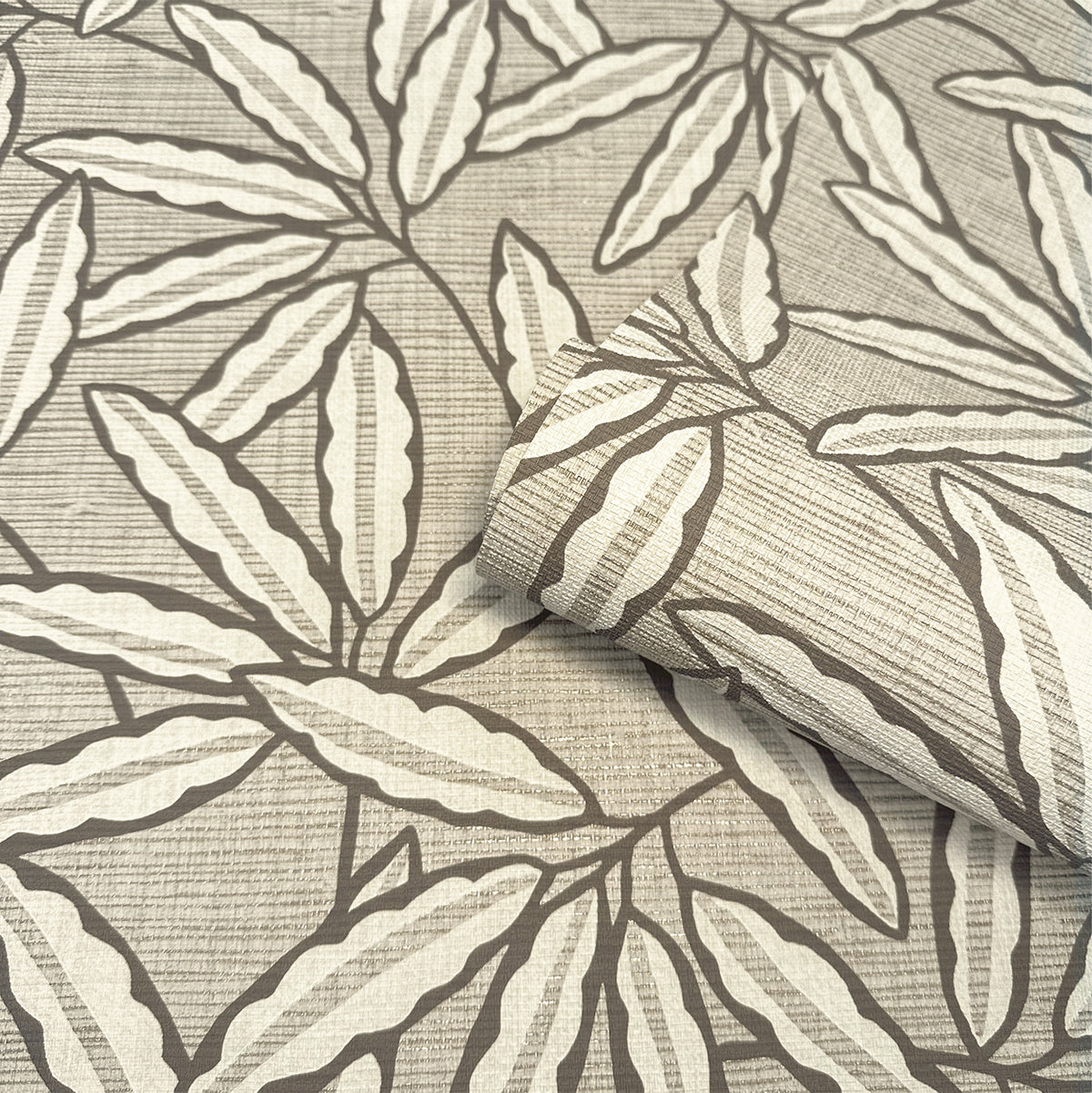 Grasscloth Leaf Beige Heavyweight Wallpaper by Belgravia Décor