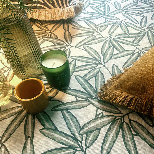 Grasscloth Leaf Sage Heavyweight Wallpaper by Belgravia Décor
