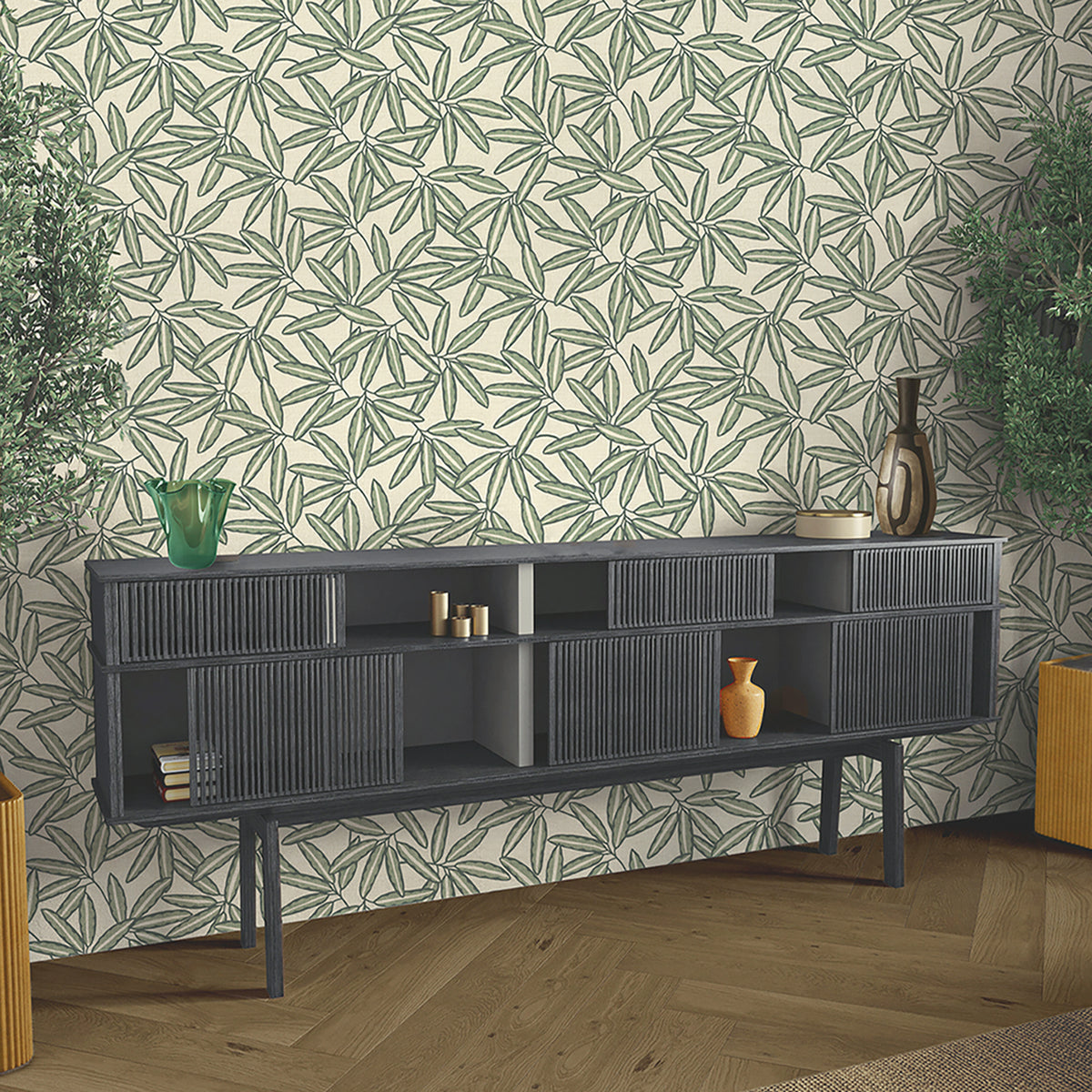 Grasscloth Leaf Sage Heavyweight Wallpaper by Belgravia Décor
