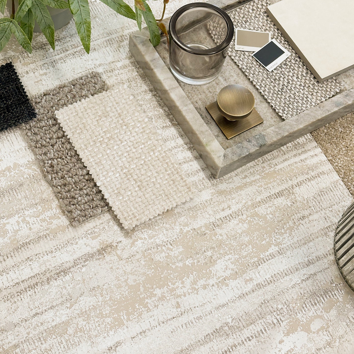 Oakah Ivory Luxury wallpaper by Belgravia Décor