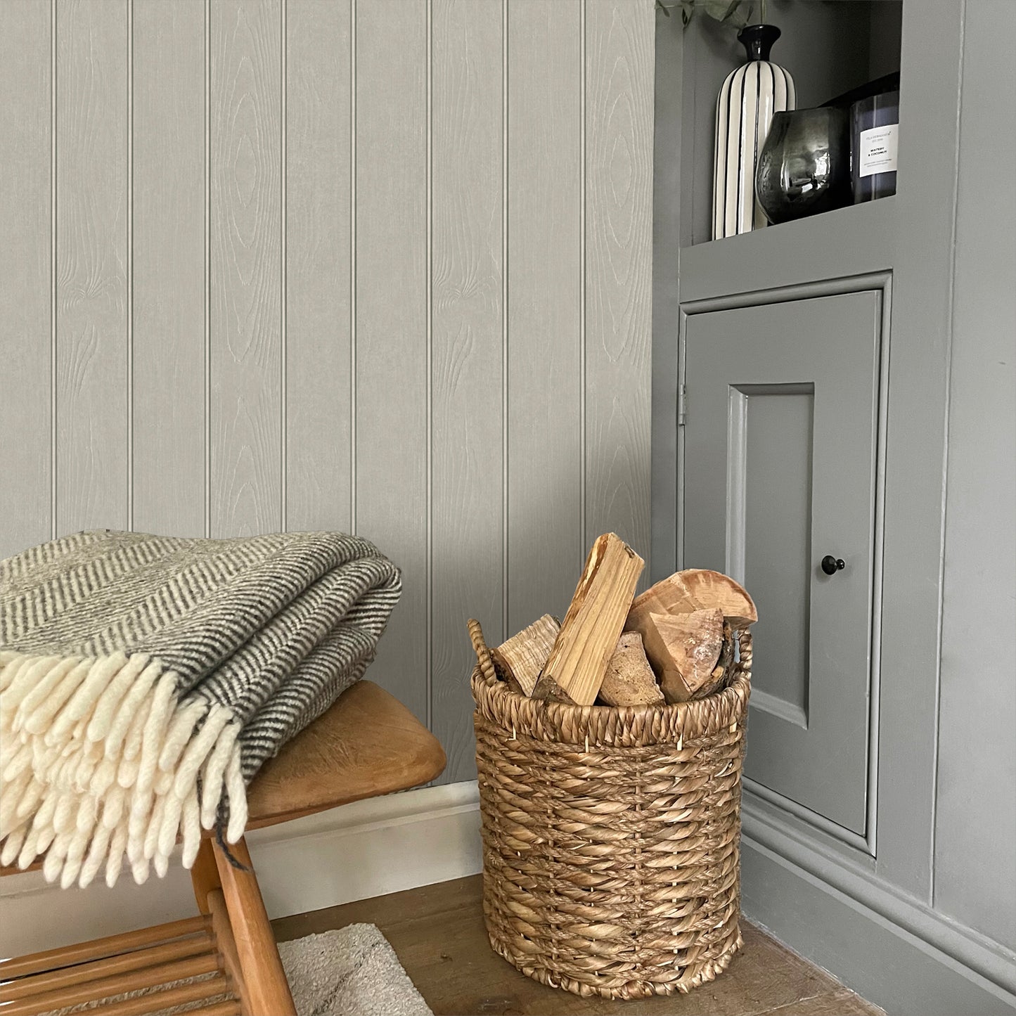 Beaded Wood Grey by Belgravia Décor