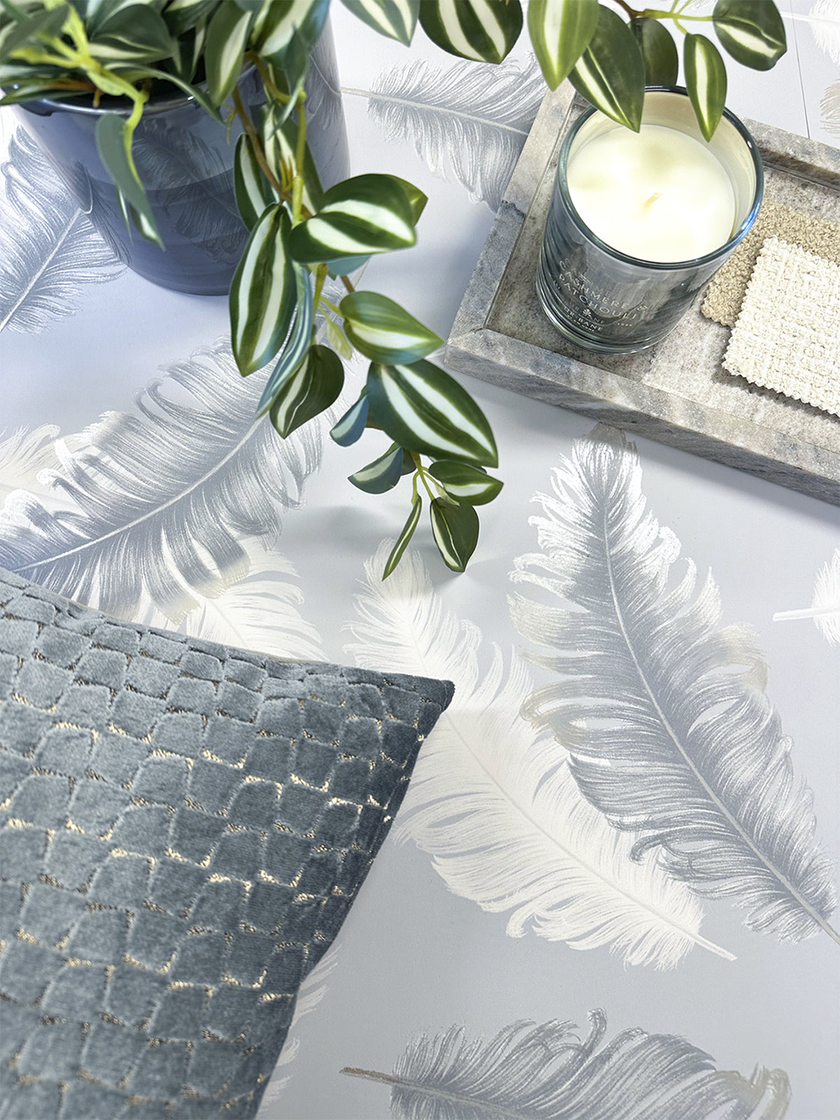 Feather Blue Wallpaper by Belgravia Décor