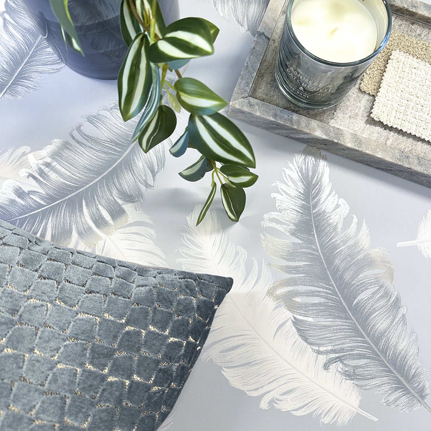 Feather Blue Wallpaper by Belgravia Décor
