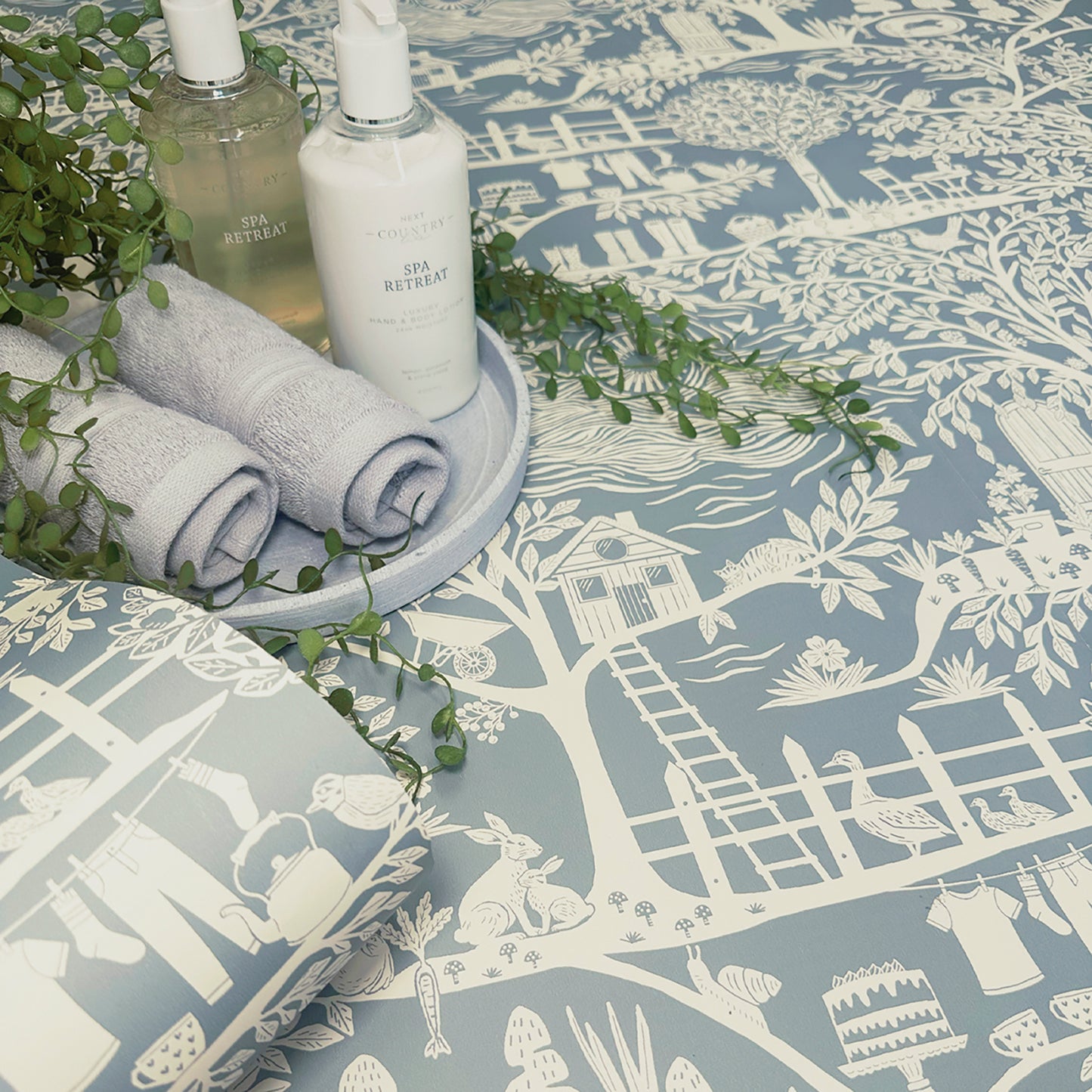 Homegrown Blue wallpaper by Belgravia Décor