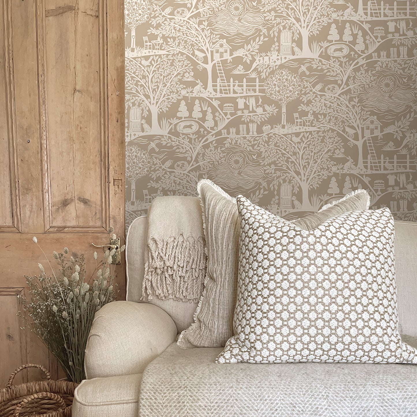 Homegrown Beige wallpaper by Belgravia Décor