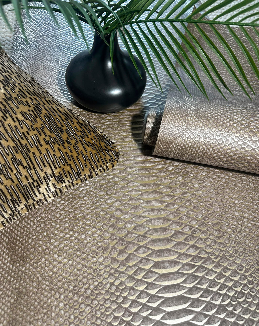Animal Skin Mocha Wallpaper by Belgravia Décor