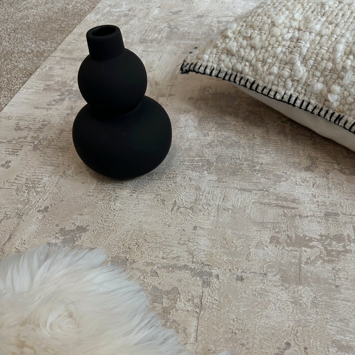 Plaster Beige Luxury Italian wallpaper by Belgravia Décor