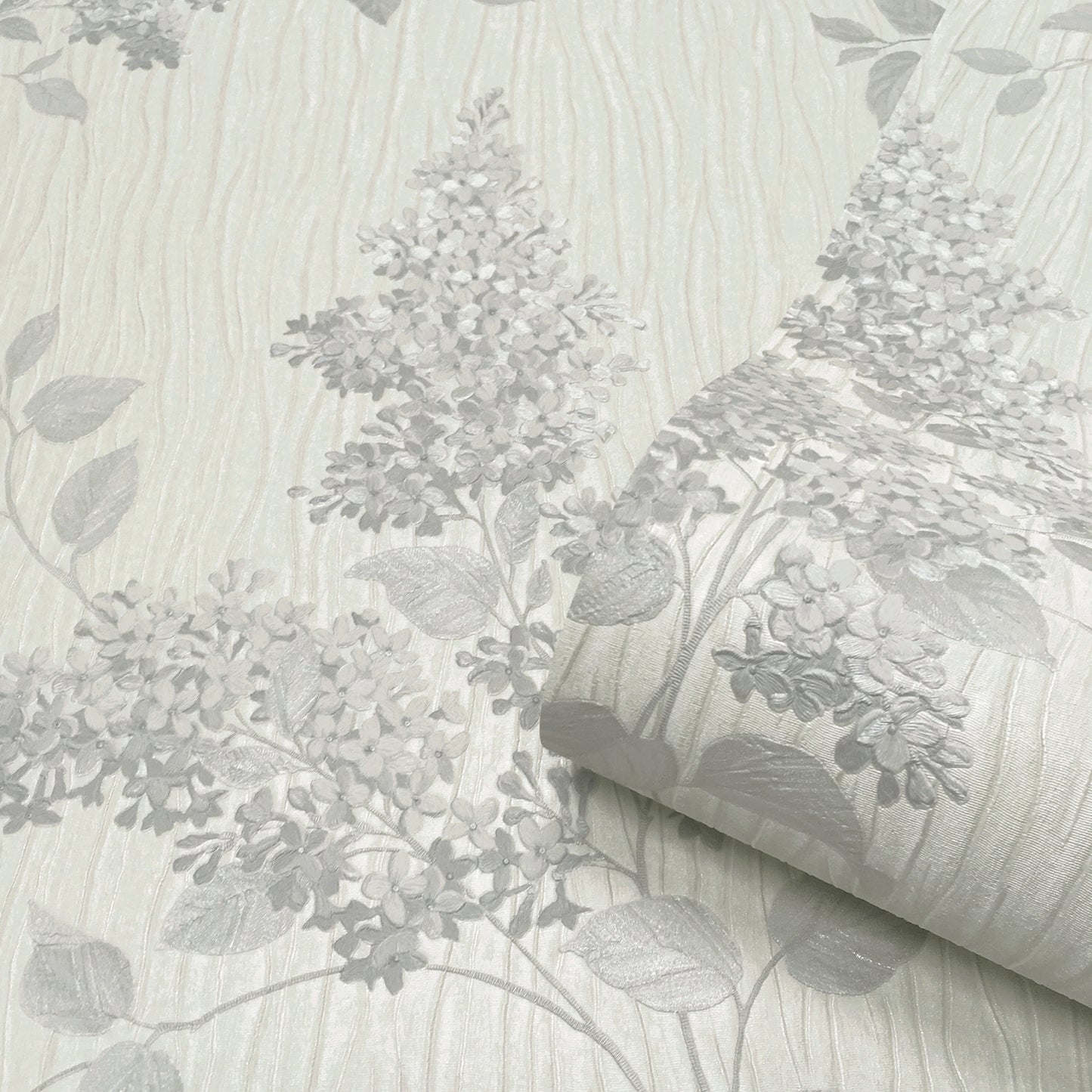 Tiffany Fiore Soft Silver Wallpaper by Belgravia Décor