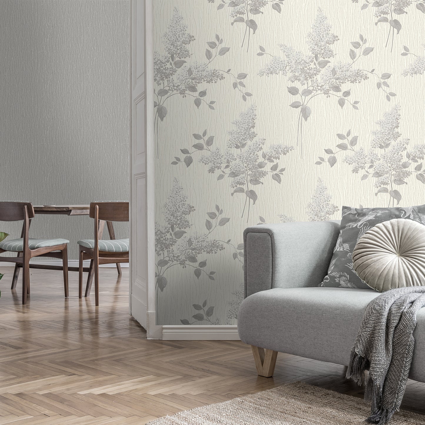 Tiffany Fiore Soft Silver Wallpaper by Belgravia Décor